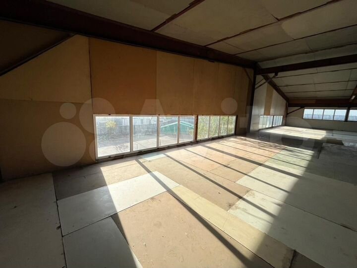 Склад, 327 м²