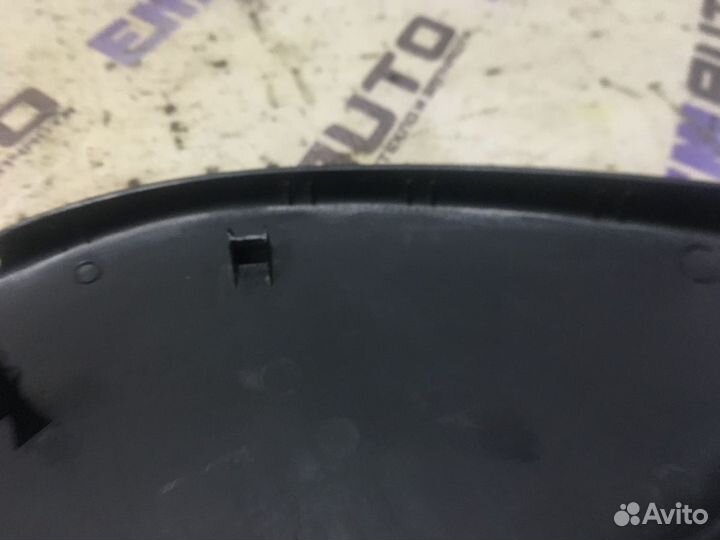 Накладка торпедо правая Фольксваген Бора