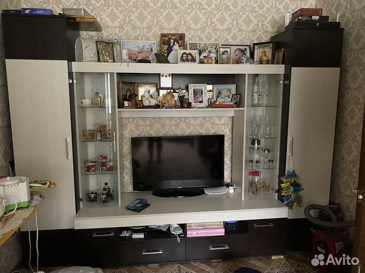 Стенка в гостиную