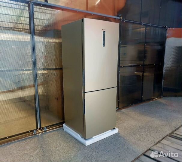 Холодильник Haier C4F744CGG широкий 70см (золото)