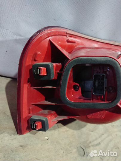 Фонарь в крыло задний правый Volkswagen Passat B6