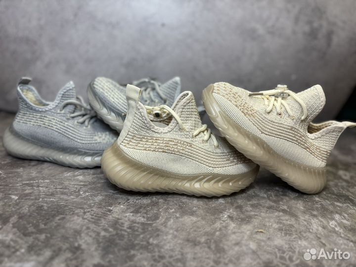 Детские кроссовки Adidas Yeezy Boost