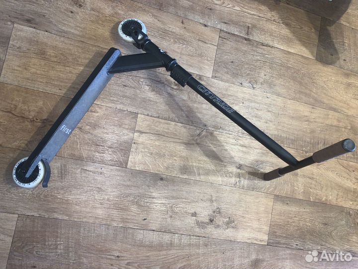 Трюковой самокат новый