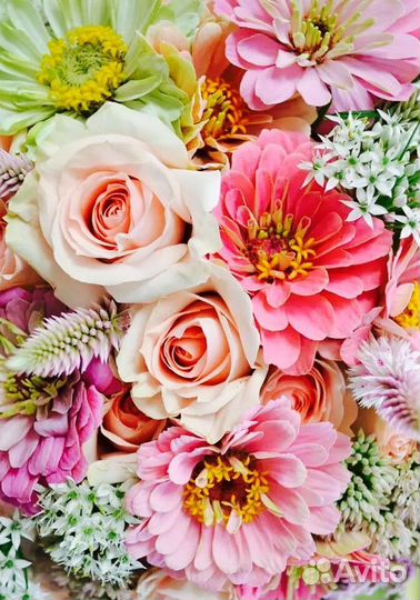 Продавец в цветочный магазин