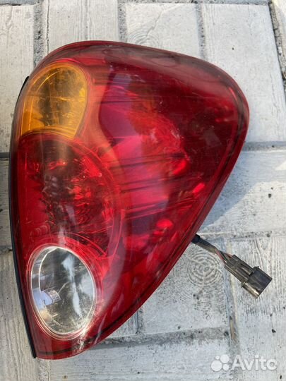 Фары задние Mitsubishi L200