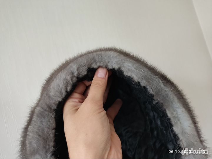 Женская меховая шапка