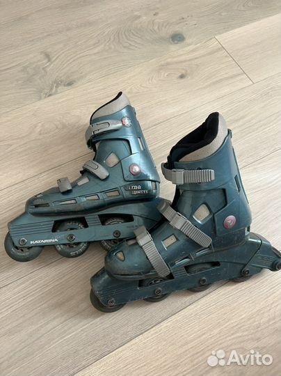 Роликовые коньки