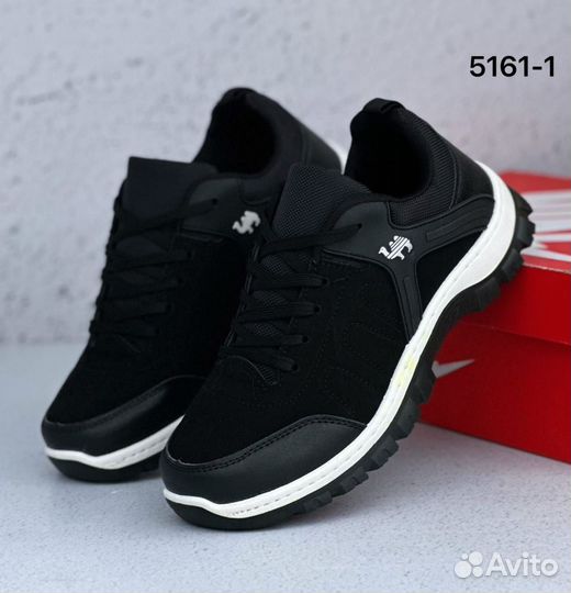 Мужские кроссовки