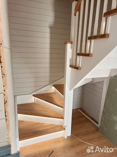 Деревянные лестницы высокого качества