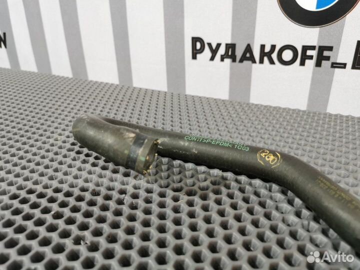 Патрубок системы охлаждения Bmw X5 E53 M54B30 2004