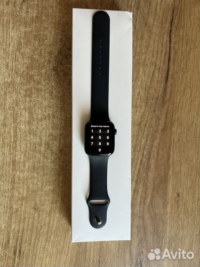 Часы apple watch se 44 mm