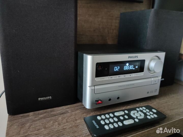 Музыкальный центр Philips mcm 2000