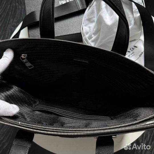 Деловой портфель мужской prada