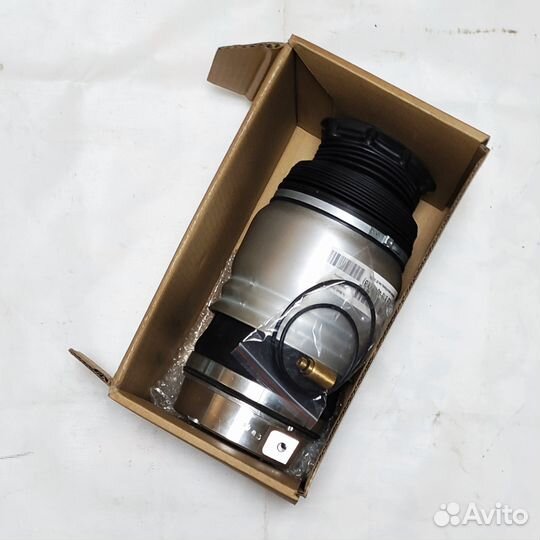 Пневмобаллон на Ауди Q7, задний. Новый