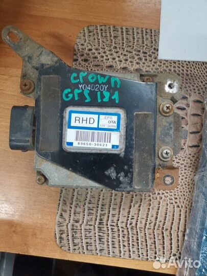 Блок управления рулевой рейкой Toyota Crown GRS181
