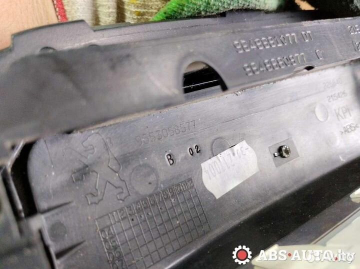 Монитор мультимедиа Peugeot 607 2005 965823278001