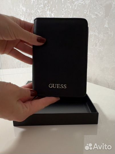 Пормоне (кардхолдер) Guess