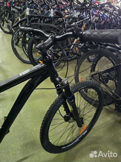 Велосипед 27.5 Stinger Graphite Comp возд. вилка