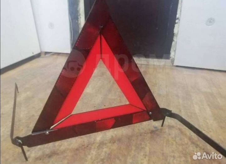 Знак аварийной остановки