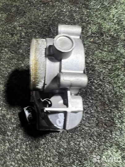 Дроссельная заслонка Mercedes C- class W203 1.8