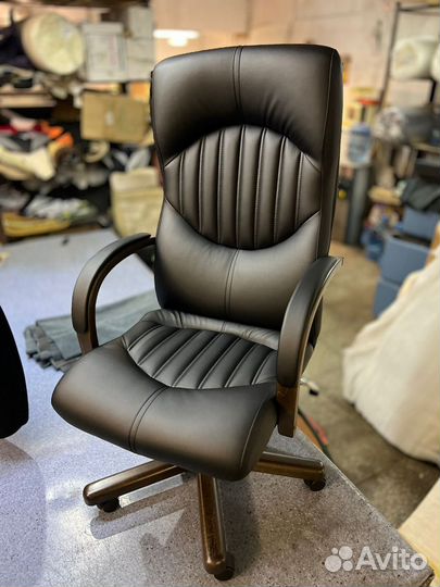 Кресло руководителя компьютерное