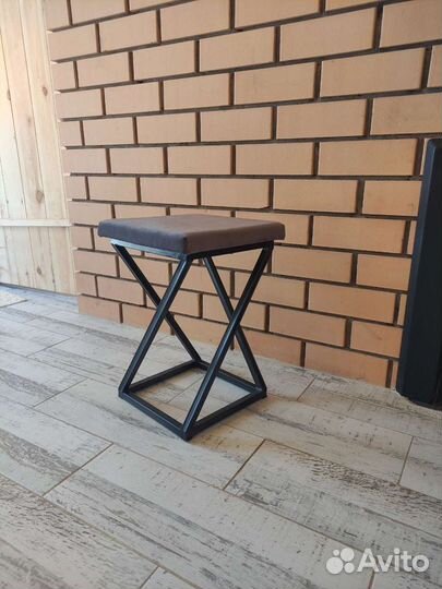 Табурет в стиле лофт