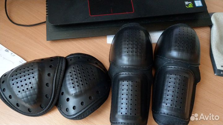 Вставки в мотокуртку. Защита