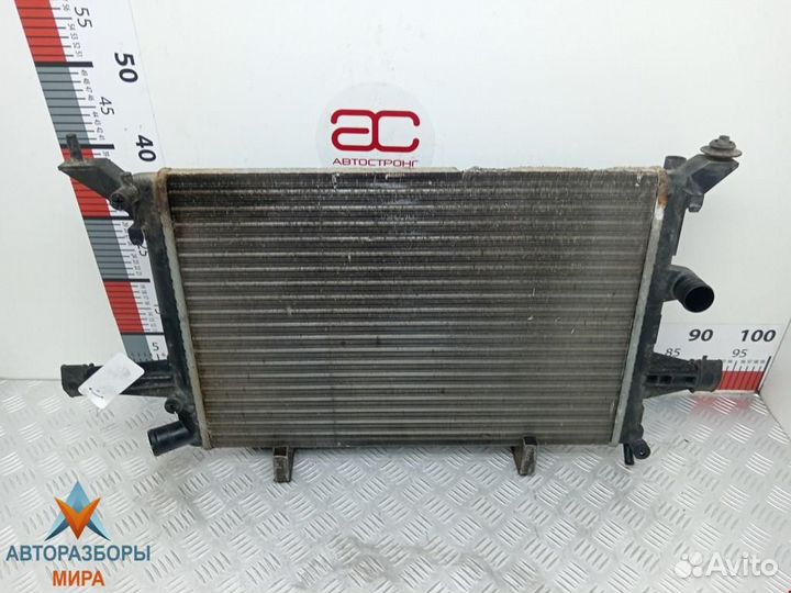 Радиатор (основной) Opel Zafira (A) 1999