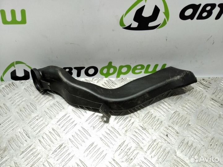 Воздуховод Kia Sorento 2003 2009