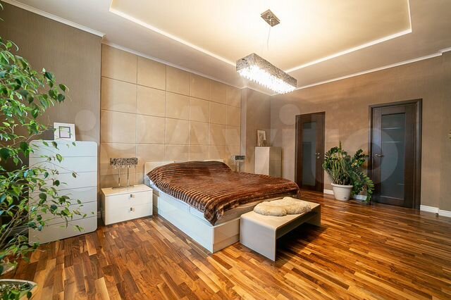 5-к. квартира, 174 м², 1/19 эт.