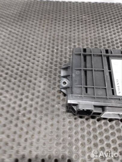 Блок управления Volvo FH5 24059324