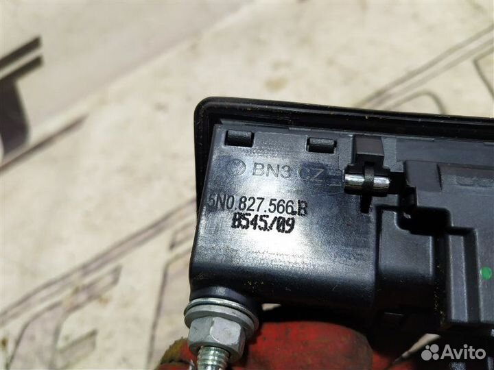 Кнопка открывания багажника Audi A4 B8 2.0 cdnc