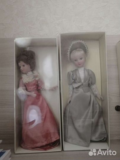 Кукла фарфоровая коллекционная