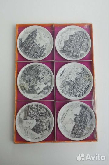 Наборы сувенирных декоративных тарелочек
