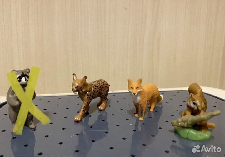 Игрушки Киндер natoons