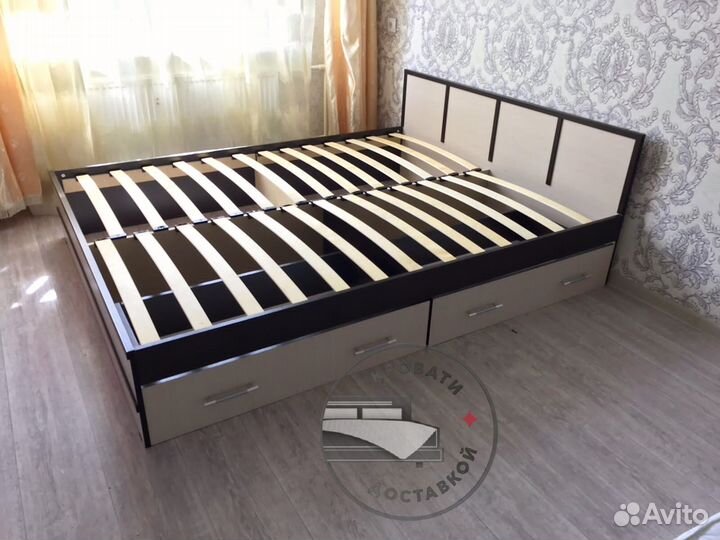 Кровать двуспальная