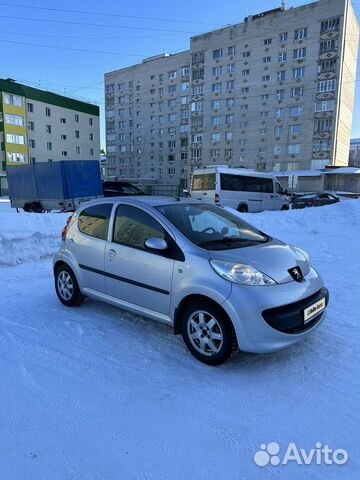 Peugeot 107 1.0 AMT, 2007, 82 000 км с пробегом, цена 590000 руб.