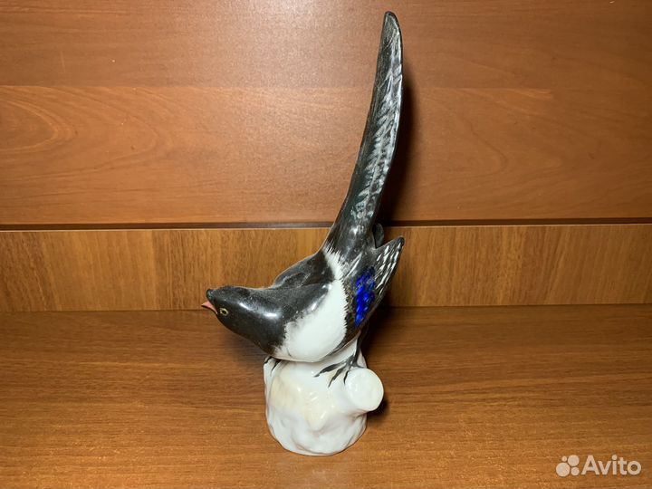 Статуэтка «Сорока» лфз