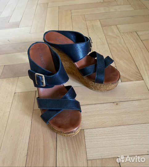 Сабо на танкетке босоножки