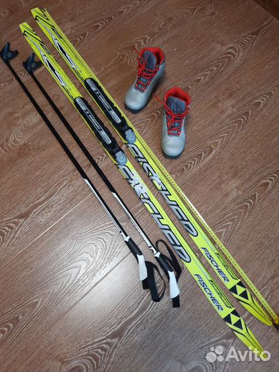 Беговые лыжи