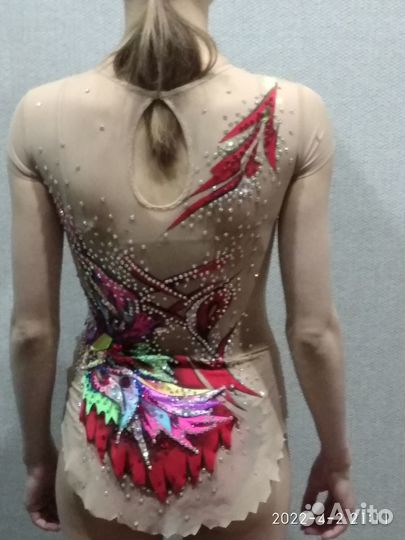 Купальник для художественной гимнастике