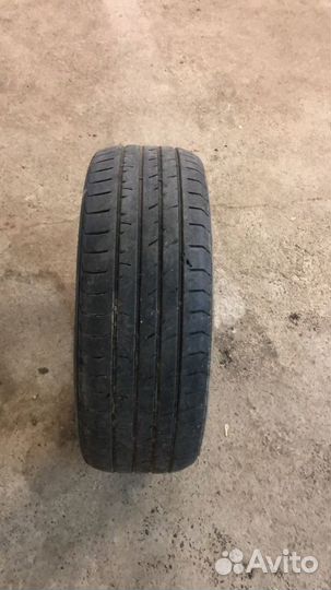 Kumho 722 235/55 R19
