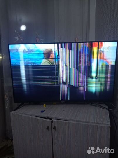 Телевизор SMART tv 43 бу