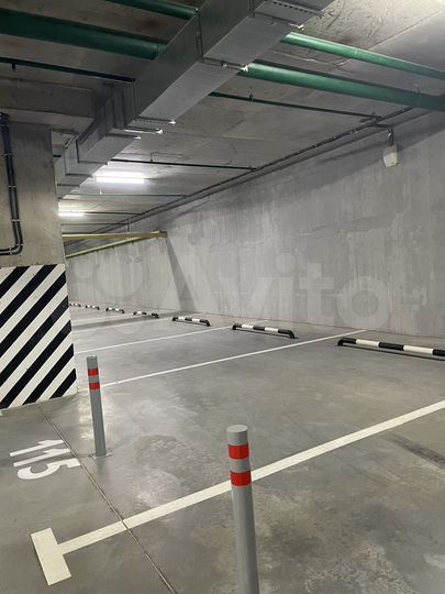 Машиноместо, 18 м²