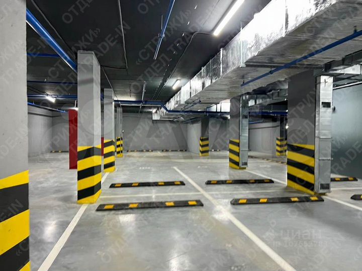 Машиноместо, 13 м²