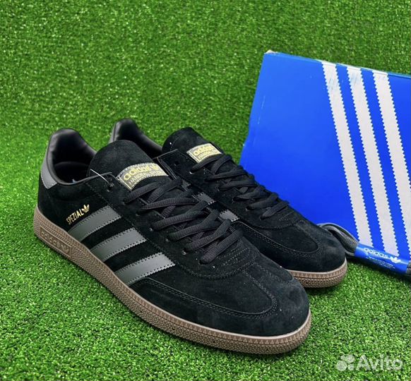 Кроссовки adidas spezial