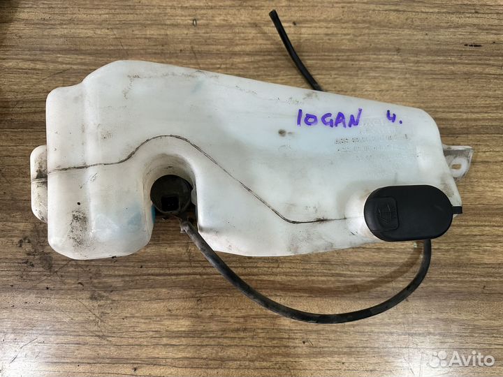 Бачок омывателя renault logan