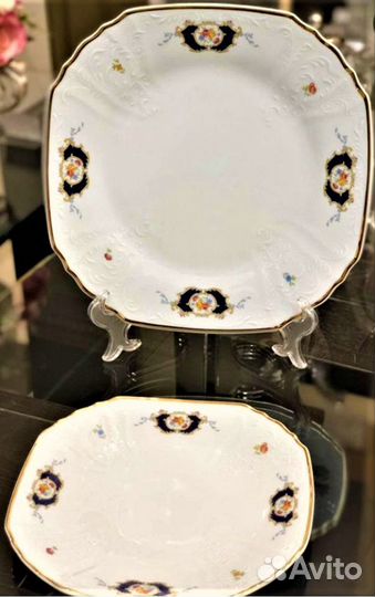 Тарелки квадратные 