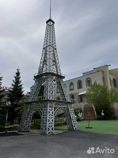 Эйфелева башня миниатуре