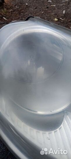 Фара правая golf 5